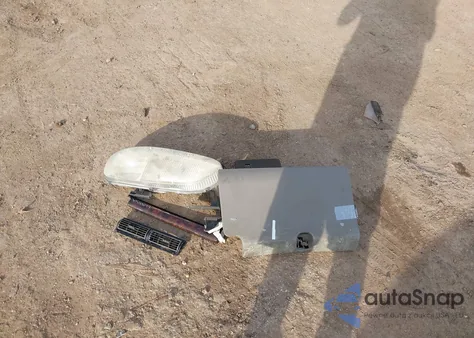 2000 Chevrolet Lumina z USA, uszkodzony, nr VIN 2G1WL52J8Y1108430